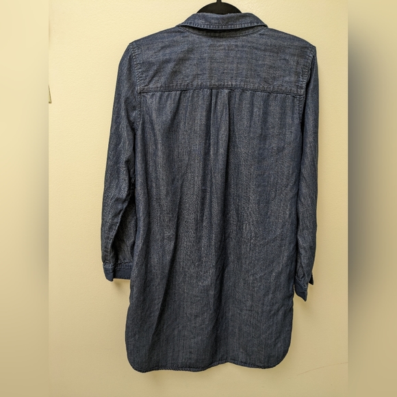 Banana Republic lightweight denim shirt dress. Women's size 12 - Picture 3 of 4